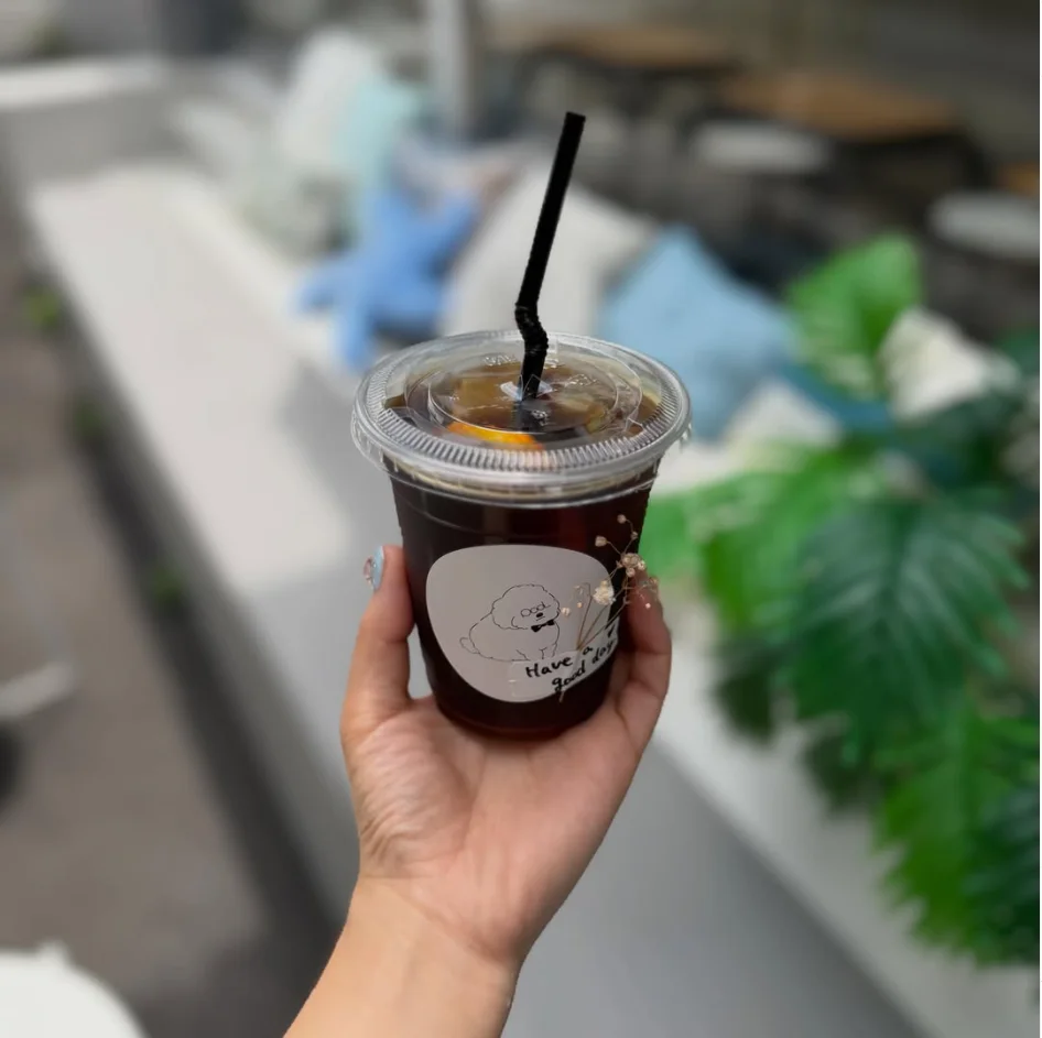 水出しコーヒー — Cold Brew